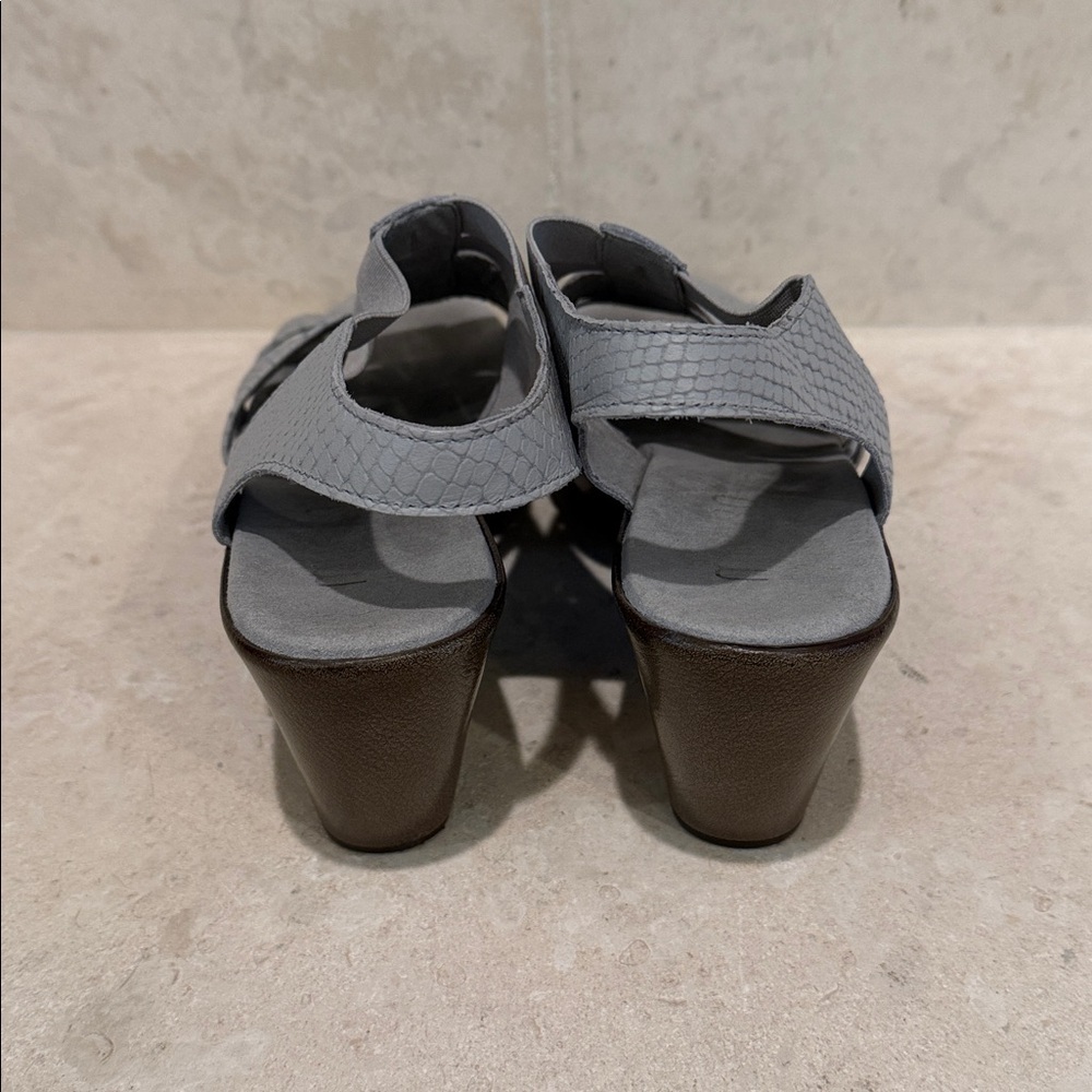 Munro Cookie Slingback Chunky Platform Sandals - image 5